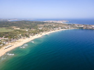 Bulgaristan 'ın Burgaz Bölgesi Sozopol yakınlarındaki Smokinya Plajı' nın hava manzarası