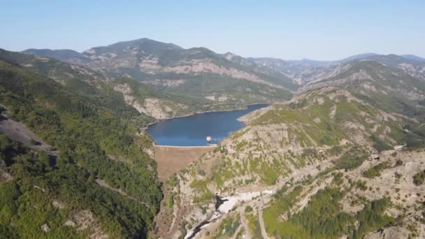 Vista Aérea Incrível Reservatório Borovitsa Rhodope Mountains Bulgária — Vídeo de Stock