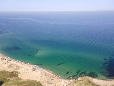 Bulgaristan 'ın Veleka Sahili, Sinemorets, Burgaz Bölgesi yakınlarındaki Karadeniz kıyılarının hava manzarası