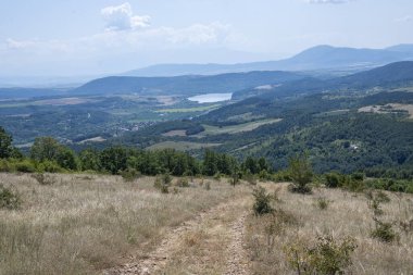 Rudina Dağı, Pernik Bölgesi, Bulgaristan 'ın İnanılmaz Yaz Manzarası