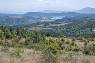 Rudina Dağı, Pernik Bölgesi, Bulgaristan 'ın İnanılmaz Yaz Manzarası