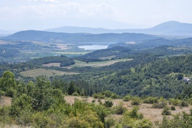 Rudina Dağı, Pernik Bölgesi, Bulgaristan 'ın İnanılmaz Yaz Manzarası