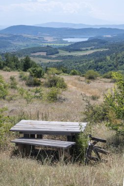 Rudina Dağı, Pernik Bölgesi, Bulgaristan 'ın İnanılmaz Yaz Manzarası