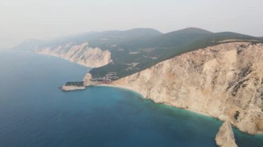 Lefkada, İyon Adaları, Yunanistan 'ın kıyı şeridinin inanılmaz panoramik manzarası