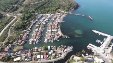 Bulgaristan 'ın Burgaz kenti yakınlarındaki Chengene Skele' nin hava manzarası - Balıkçı Köyü (Ribarsko Selishte) 