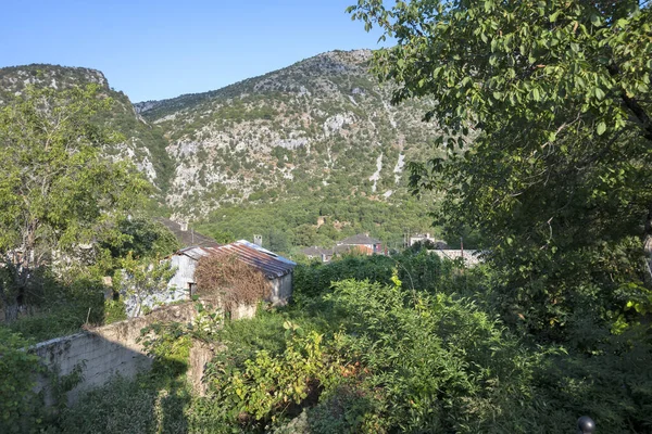 Tsepelovo Köyü Panoraması, Epirus, Yunanistan