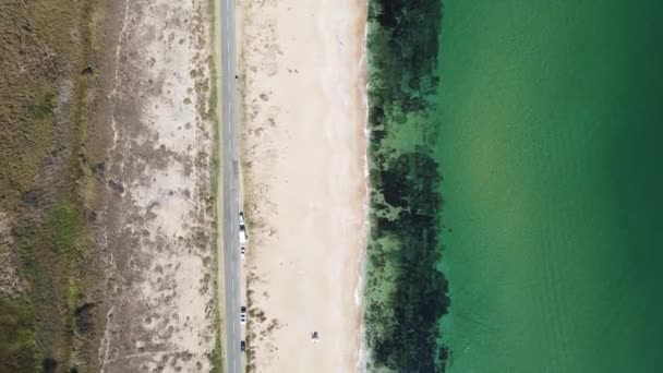 ブルガリア ブルガリア ソゾプールの町近くのグラディナ ビーチの空中写真 — ストック動画