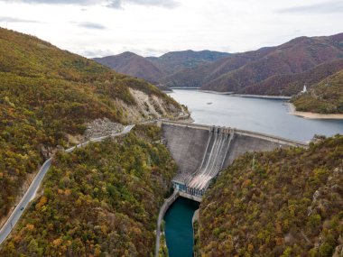 Vacha (Antonivanovtsi) Reservoir, Rodop Dağları, Filibe Bölgesi, Bulgaristan