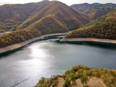 Vacha (Antonivanovtsi) Reservoir, Rodop Dağları, Filibe Bölgesi, Bulgaristan