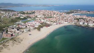 Bulgaristan 'ın Burgaz Bölgesi Sozopol ve Harmanite Plajı' nın hava manzarası