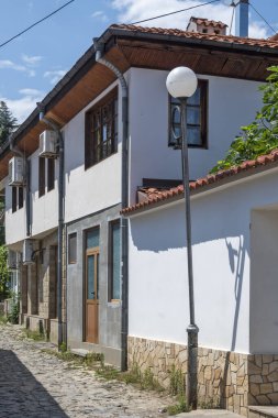 KARLOVO, BULGARIA - 7 Haziran 2023: Bulgaristan 'ın Filibe Bölgesi' nin Eski Karlovo kentindeki Tipik Bina