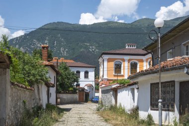 KARLOVO, BULGARIA - 7 Haziran 2023: Bulgaristan 'ın Filibe Bölgesi' nin Eski Karlovo kentindeki Tipik Bina