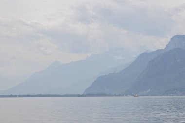 Vevey kasabasından Cenevre Gölü 'ne, Vaud Kantonu, İsviçre