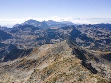 Polezhan zirvesi, Pirin Dağı, Bulgaristan etrafındaki şaşırtıcı hava manzarası