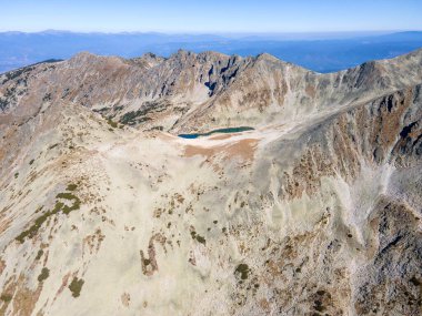 Polezhan zirvesi, Pirin Dağı, Bulgaristan etrafındaki şaşırtıcı hava manzarası