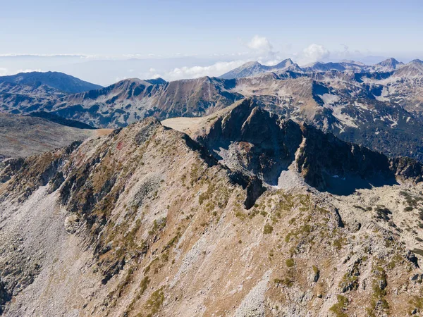 Polezhan zirvesi, Pirin Dağı, Bulgaristan etrafındaki şaşırtıcı hava manzarası