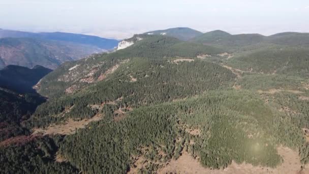 Vista Aérea Reserva Biosfera Muralla Roja Las Montañas Rhodope Región Video de stock libre de derechos