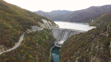 Vacha (Antonivanovtsi) Reservoir, Rodop Dağları, Filibe Bölgesi, Bulgaristan
