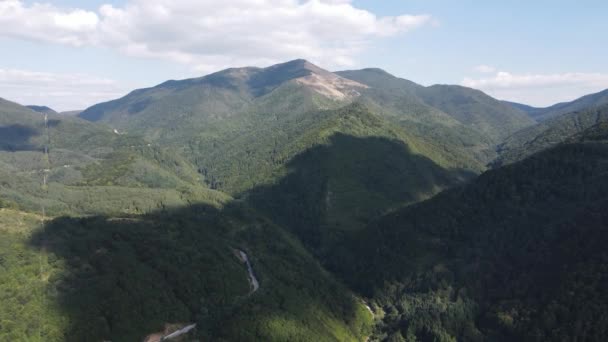 保加利亚斯韦斯特尼克峰附近皮林山惊人的空中景观 — 图库视频影像