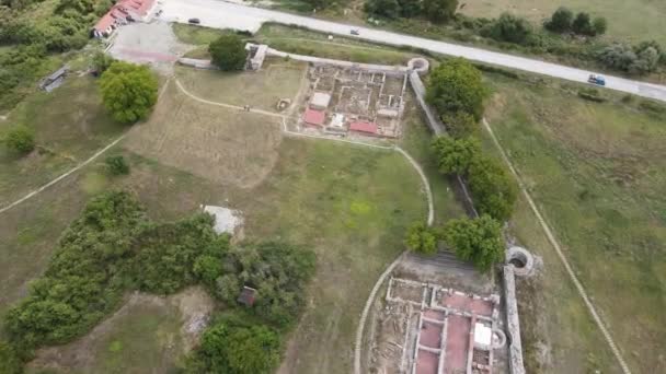 Vista Aérea Las Ruinas Antigua Ciudad Romana Nicopolis Nestum Cerca — Vídeo de stock