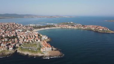 Bulgaristan 'ın Burgaz Bölgesi Sozopol ve Harmanite Plajı' nın hava manzarası