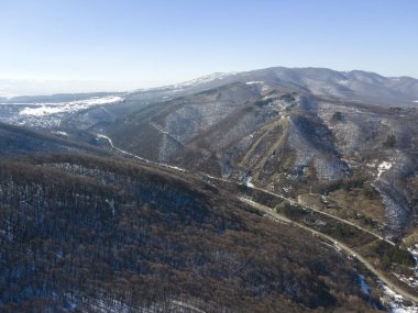 Vitosha Dağı 'nın hava kışı manzarası, Sofya Şehri, Bulgaristan