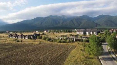 Bulgaristan 'ın Bansko kenti yakınlarındaki Pirin Dağı' nın şaşırtıcı hava manzarası