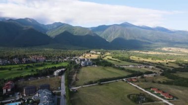 Bulgaristan 'ın Bansko kenti yakınlarındaki Pirin Dağı' nın şaşırtıcı hava manzarası