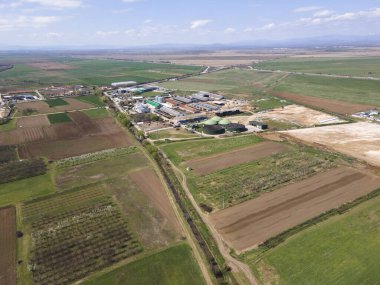 Bulgaristan 'ın Filibe Bölgesi' nin Tsalapitsa köyü yakınlarındaki Yukarı Trakya Ovası 'nın hava manzarası