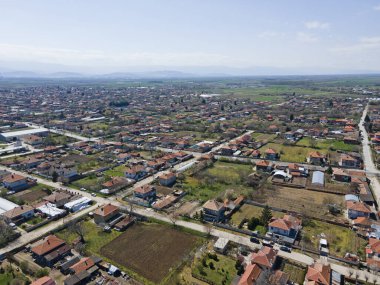 Bulgaristan 'ın Filibe Bölgesi' nin Tsalapitsa köyü yakınlarındaki Yukarı Trakya Ovası 'nın hava manzarası