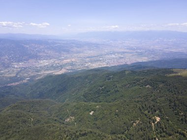 Bulgaristan 'ın Blagoevgrad bölgesindeki Belasitsa Dağı' nın şaşırtıcı hava manzarası