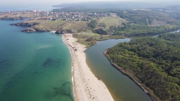 Flygfoto Över Stranden Vid Mynningen Floden Veleka Byn Sinemorets Burgas — Stockvideo