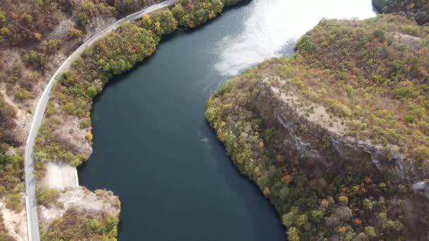 Αεροφωτογραφία Φθινοπώρου Του Κρικίμ Reservoir Rhodopes Mountain Plovdiv Region Βουλγαρία — Αρχείο Βίντεο
