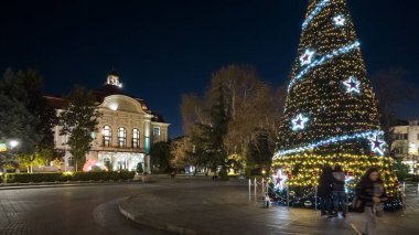 PLOVDIV, BULGARIA - 18 ARALIK 2023: Bulgaristan 'ın Filibe kentinin şaşırtıcı Sunset Manzarası