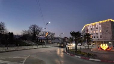 PETRİH, BULGARIA - 25 Aralık 2023: Bulgaristan 'ın Petrich, Blagoevgrad bölgesinin gün batımı manzarası