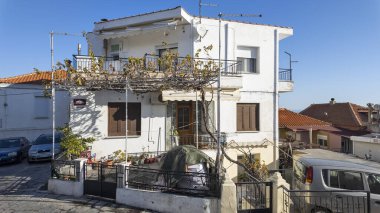 KAVALA, GREECE - 27 Aralık 2023: Eski Kavala kenti, Doğu Makedonya ve Trakya, Yunanistan