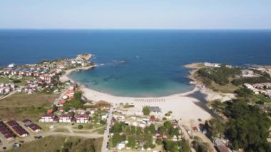 Bulgaristan 'ın Rila dağındaki Belmeken Barajı' nın şaşırtıcı kış manzarası