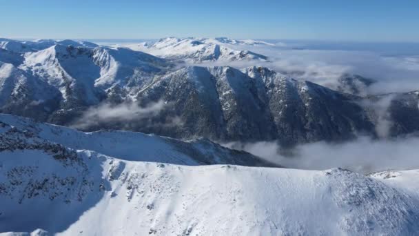 保加利亚Musala峰附近Rila山的冬季美景令人惊叹 — 图库视频影像