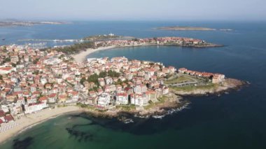 Bulgaristan 'ın Burgaz Bölgesi Sozopol ve Harmanite Plajı' nın hava manzarası