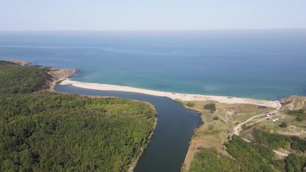 Vista Aérea Playa Desembocadura Del Río Veleka Pueblo Sinemorets Región — Vídeo de stock