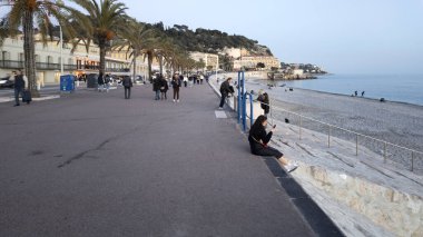 Nazik, FRANCE - 25 Ocak 2024: Nice, Provence Alpes-Cote d 'Azur, Fransa Kıyı Caddesi Panoraması