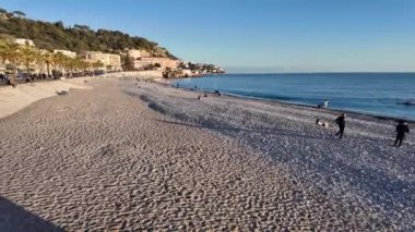 Nazik, FRANCE - 25 Ocak 2024: Nice, Provence Alpes-Cote d 'Azur, Fransa Kıyı Caddesi Panoraması