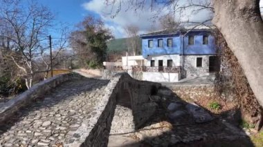 Kavala, Doğu Makedonya ve Yunanistan 'ın Trakya kenti yakınlarındaki Moustheni köyündeki eski ev