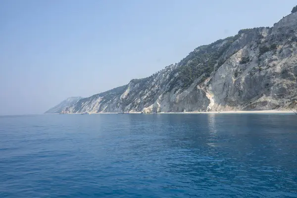 Lefkada, İyon Adaları, Yunanistan 'ın kıyı şeridinin inanılmaz panoramik manzarası