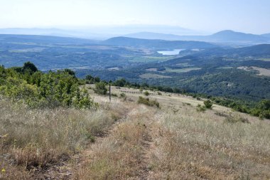 Rudina Dağı, Pernik Bölgesi, Bulgaristan 'ın İnanılmaz Yaz Manzarası