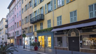 GÜZEL, FRANCE - 25 HAZİRAN 2024: Fransa 'nın Nice, Provence Alpes-Cote d' Azur kentinin günbatımı manzarası