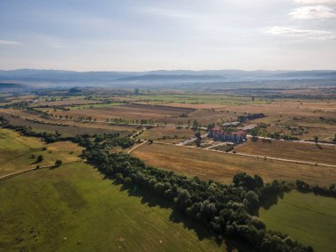 Bulgaristan 'ın Bansko kenti yakınlarındaki Razlog Vadisi' nin şaşırtıcı hava manzarası