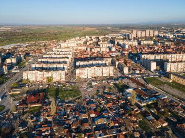 Bulgaristan 'ın Filibe kentinin şaşırtıcı hava gün batımı manzarası