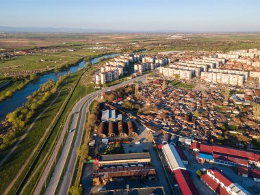 Bulgaristan 'ın Filibe kentinin şaşırtıcı hava gün batımı manzarası