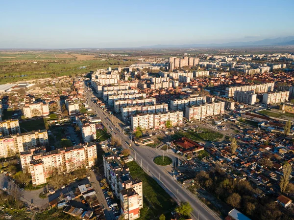 Bulgaristan 'ın Filibe kentinin şaşırtıcı hava gün batımı manzarası